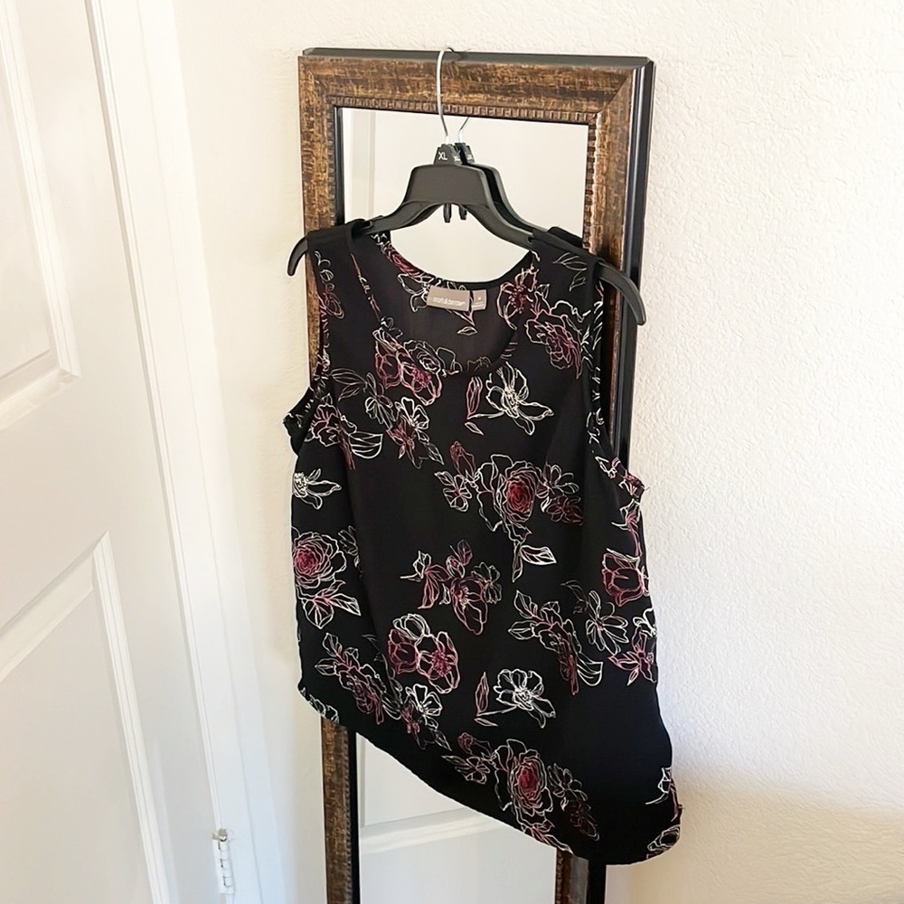 Croft & Barrow floral top